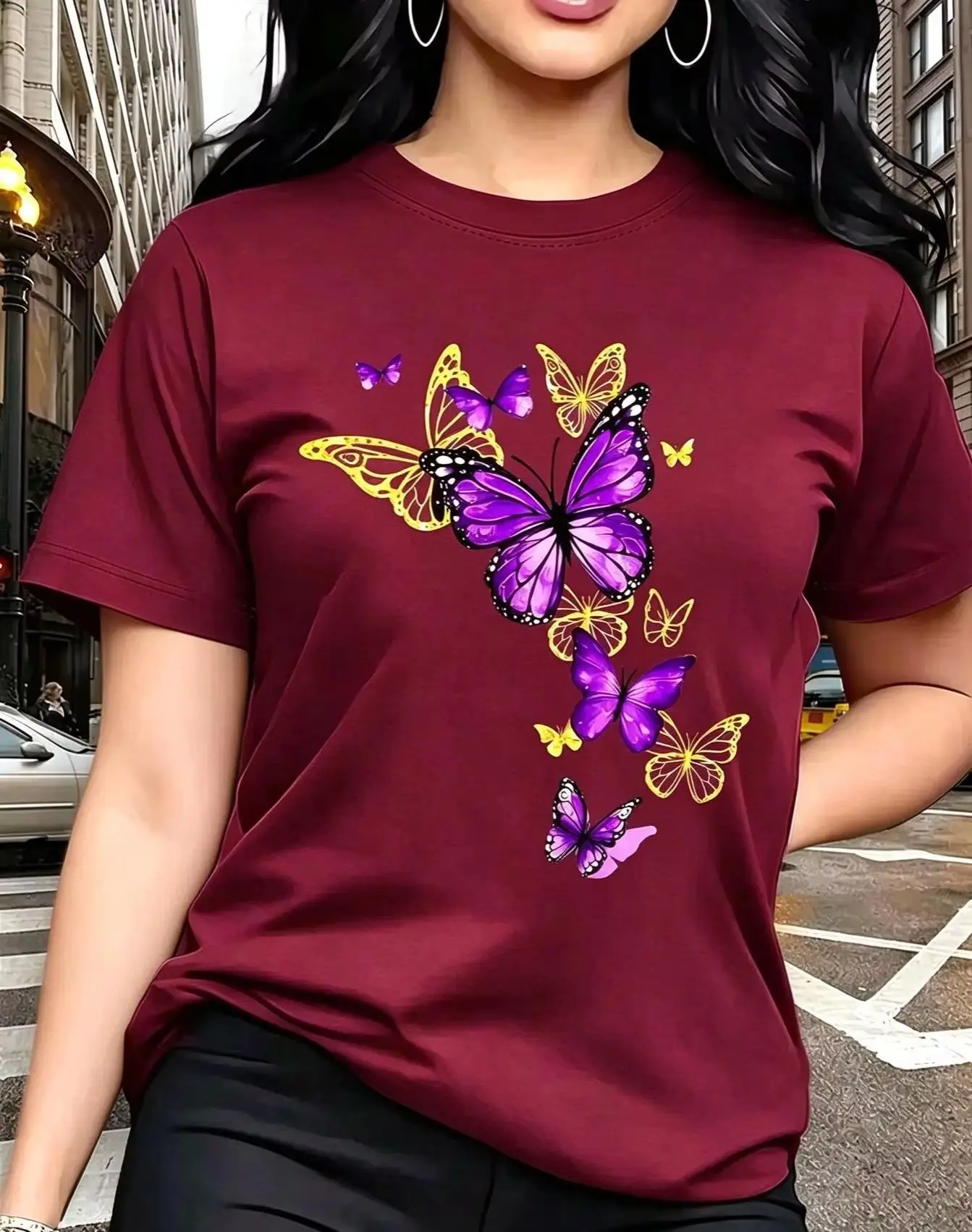 New T-shirt with Butterfly Pattern Print Round Neck Golden Element Design Exquisite and Gorgeous Breathable and Lightweight - Image 5